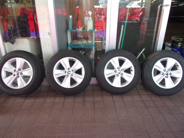 ♪B0540 トヨタ ハリアー(60系)純正アルミホイール ヨコハマ 225/65R17 タイヤセット♪拍卖