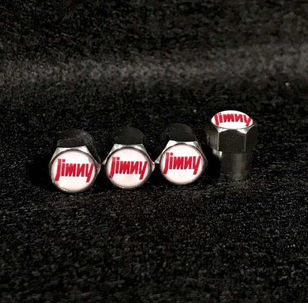 送料無料 ジムニー ロゴ 白×赤 エアーバルブキャップ( 現行 新型 ジムニー シエラ JB64 JB74 JB23 JB33 JB31 JB43 SJ20 SJ30 に適合)拍卖