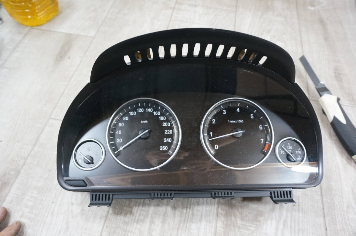 U295 BMW 純正 F25 X3 スピードメーター 9280477-01 走行距離拍卖