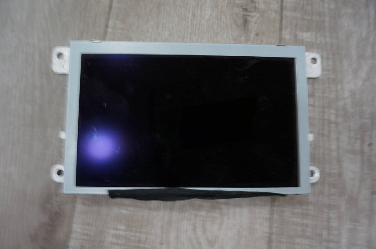 Z117 アウディ A4 アバント クアトロ B8・8KCDNF 2011年・ナビモニター・ディスプレイ・マルチ・カーナビ・8R0919604 ・拍卖