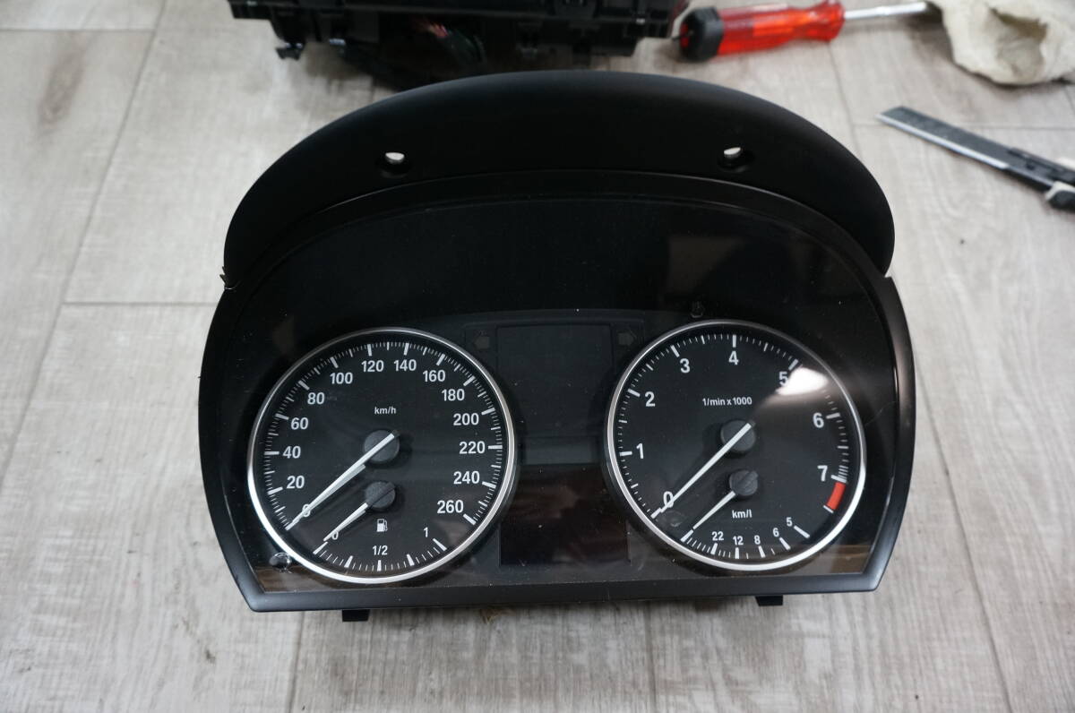 U323 BMW 3シリーズ LBA-US20 E91 2010年 純正スピードメーターパネル 4032290-01拍卖