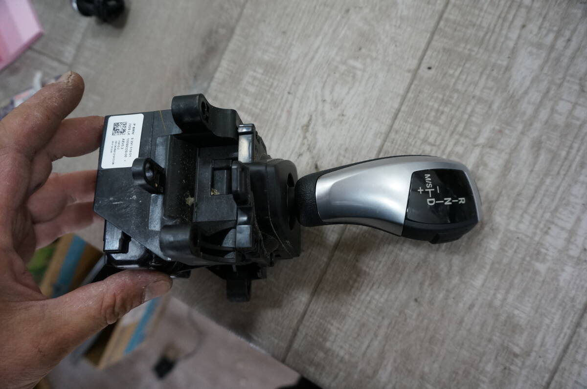 U389 2012-15 BMW 3シリーズ F22 F30 F33 RHD オートマチックギアセレクタースイッチ 9291519 / 9 291 519-01拍卖