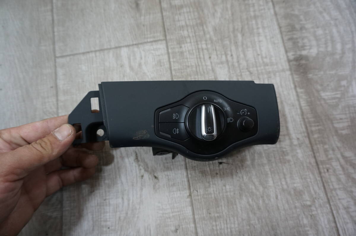 U404 H20年 アウディ A4 B8 8KCAB 8K 1.8TFSI 右H ライト スイッチ 8K0941531AS 8K0 941 531 AL拍卖