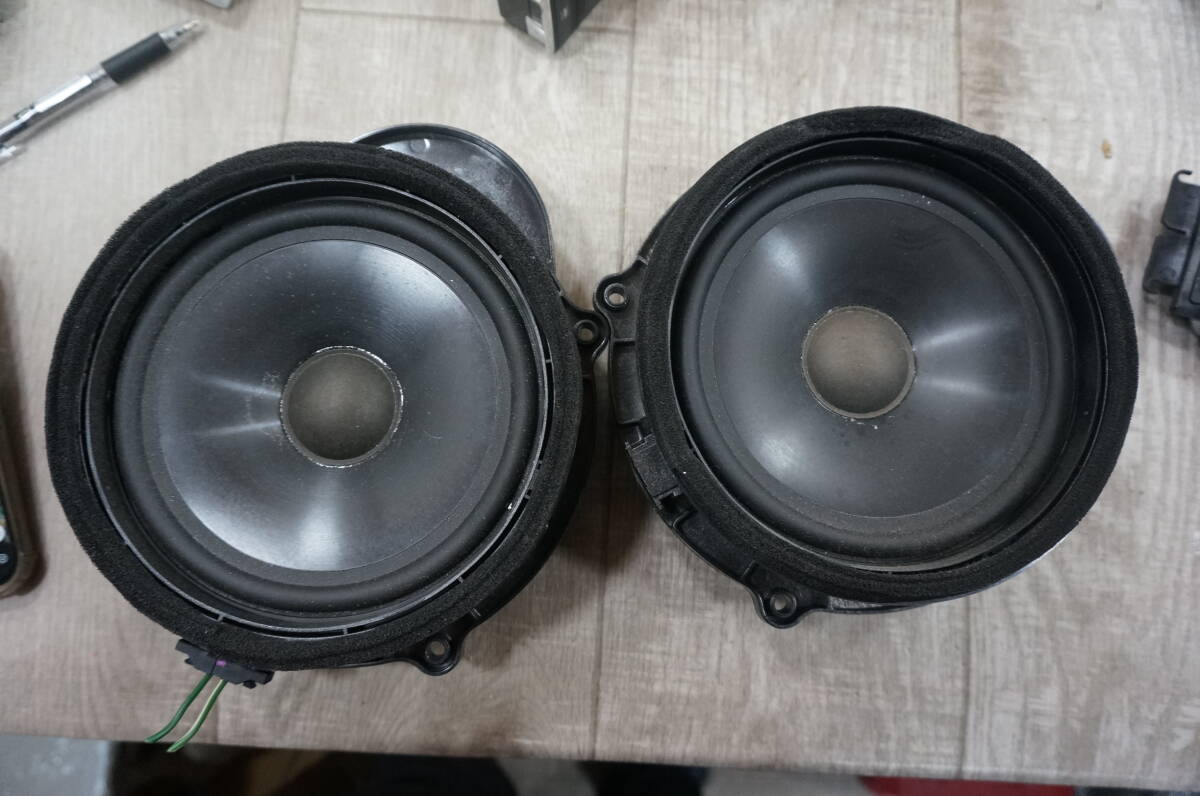 Q411 ランドローバー ディスカバリー 2011 スピーカー 5H22-70451-KB 11638877 HARMAN KARDON 24207 B0261 165JM084 拍卖