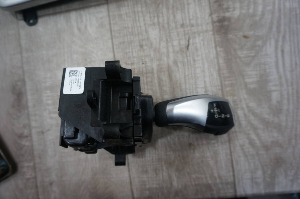 Q445 BMW320i GT F34 DBA-3X20 平成25年9月 シフトレバーユニット 9296897-01 セレクター チェンジ ギア スイッチ拍卖