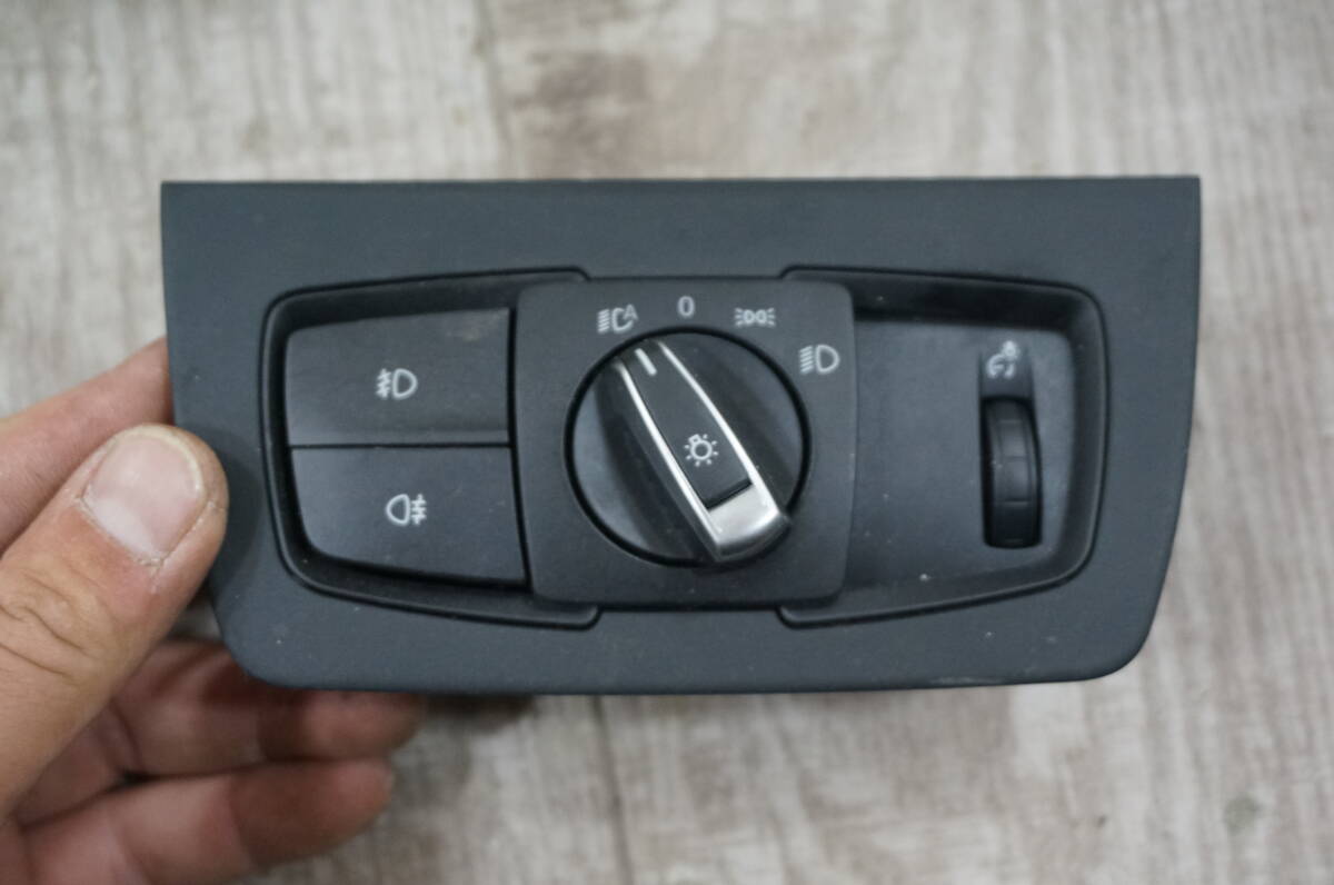 L133 BMW F20 F21 F22 F30 F31 F32 F33 F34 F36 純正 ライトスイッチ 9 265 303-04 549 6489 07拍卖