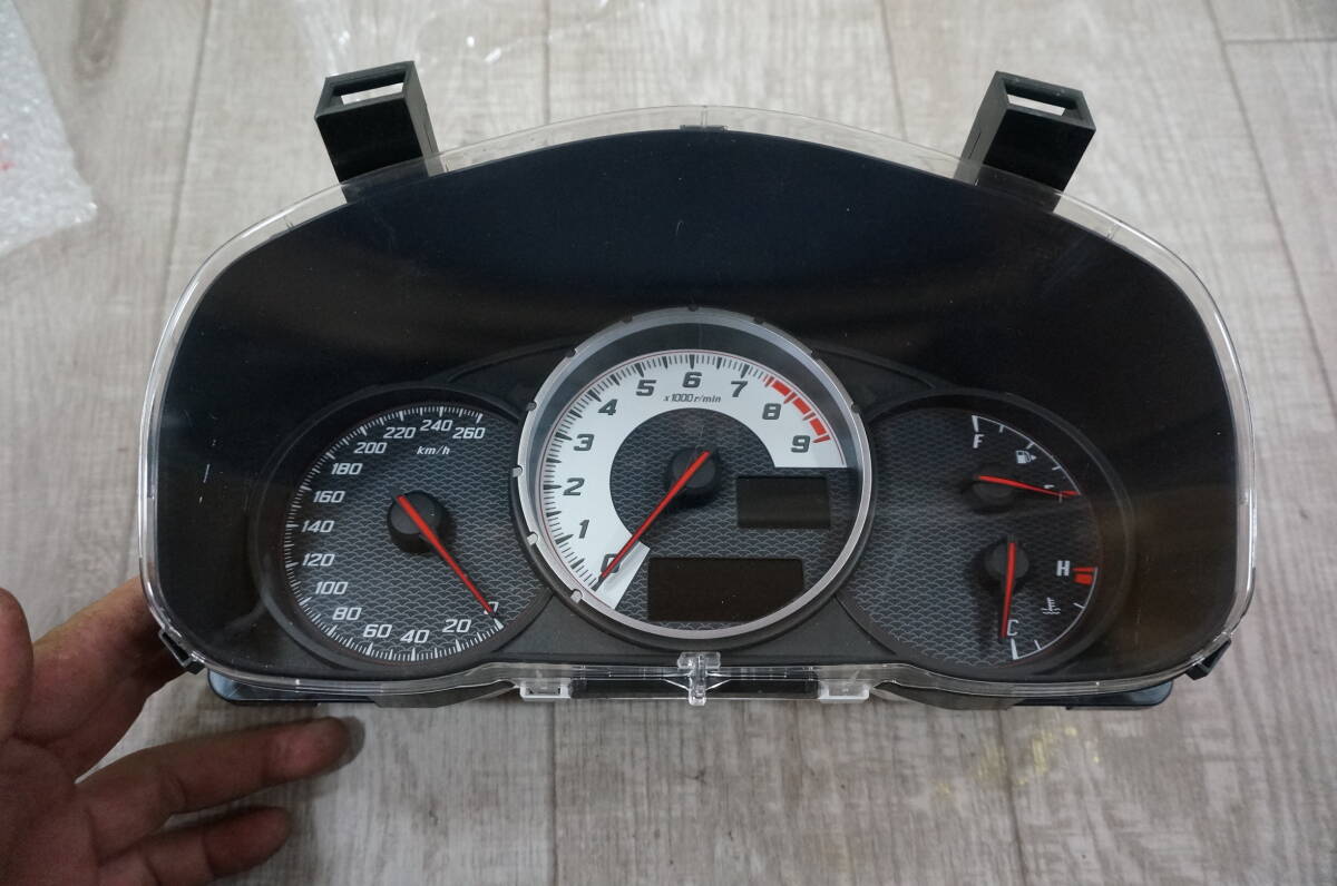 B452 トヨタ 86 GT・ZN6 H24年式・スピードメーター・・85002CA010 DENSO 157550-7426拍卖