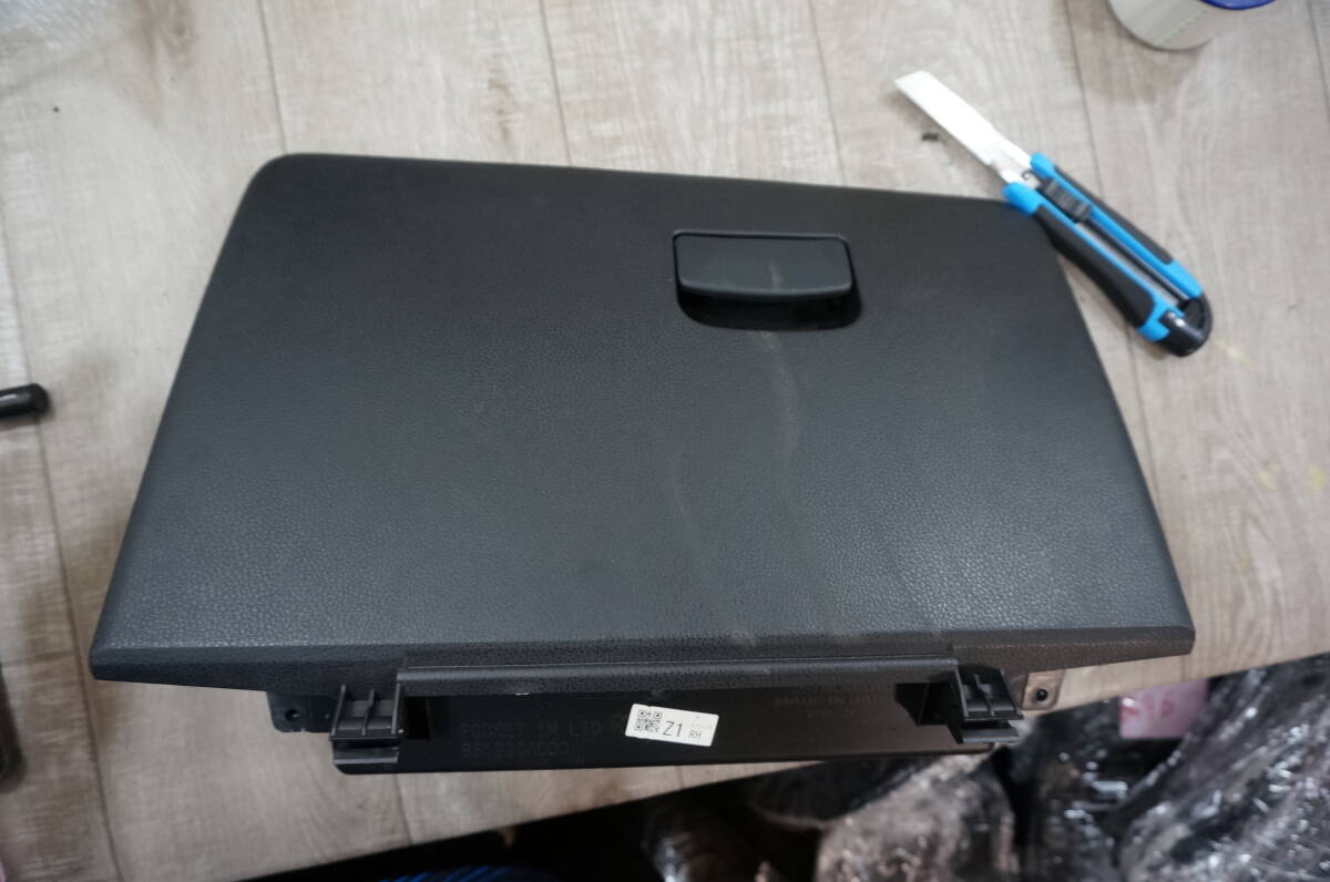 B511 86 ZN6 ハチロク 純正 ノーマル グローブボックス 小物入れ 66123CA000 ZC6 BRZ 等拍卖