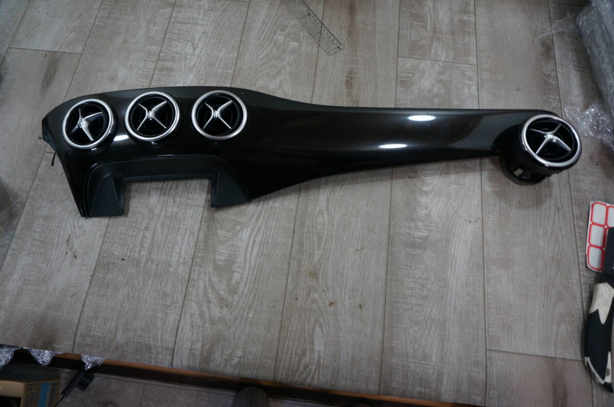 U420メルセデスベンツ W246 ダッシュボードパネル センターエアベントトリム LHD OEM A246 680 01 93 拍卖