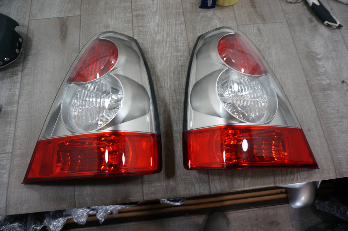 U444 スバル 純正 SG5 後期 フォレスター テールライト テールランプ 左右 KOITO 220-20892拍卖