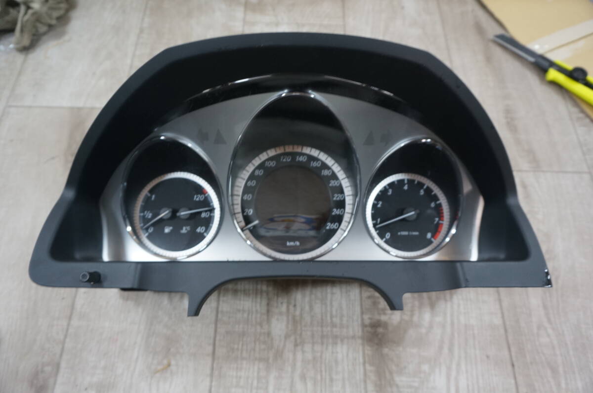 Q002 W204 C200 AV-S 前期 スピード メーター ◆49980km ◆A 204 900 48 02 ★動作OK 拍卖