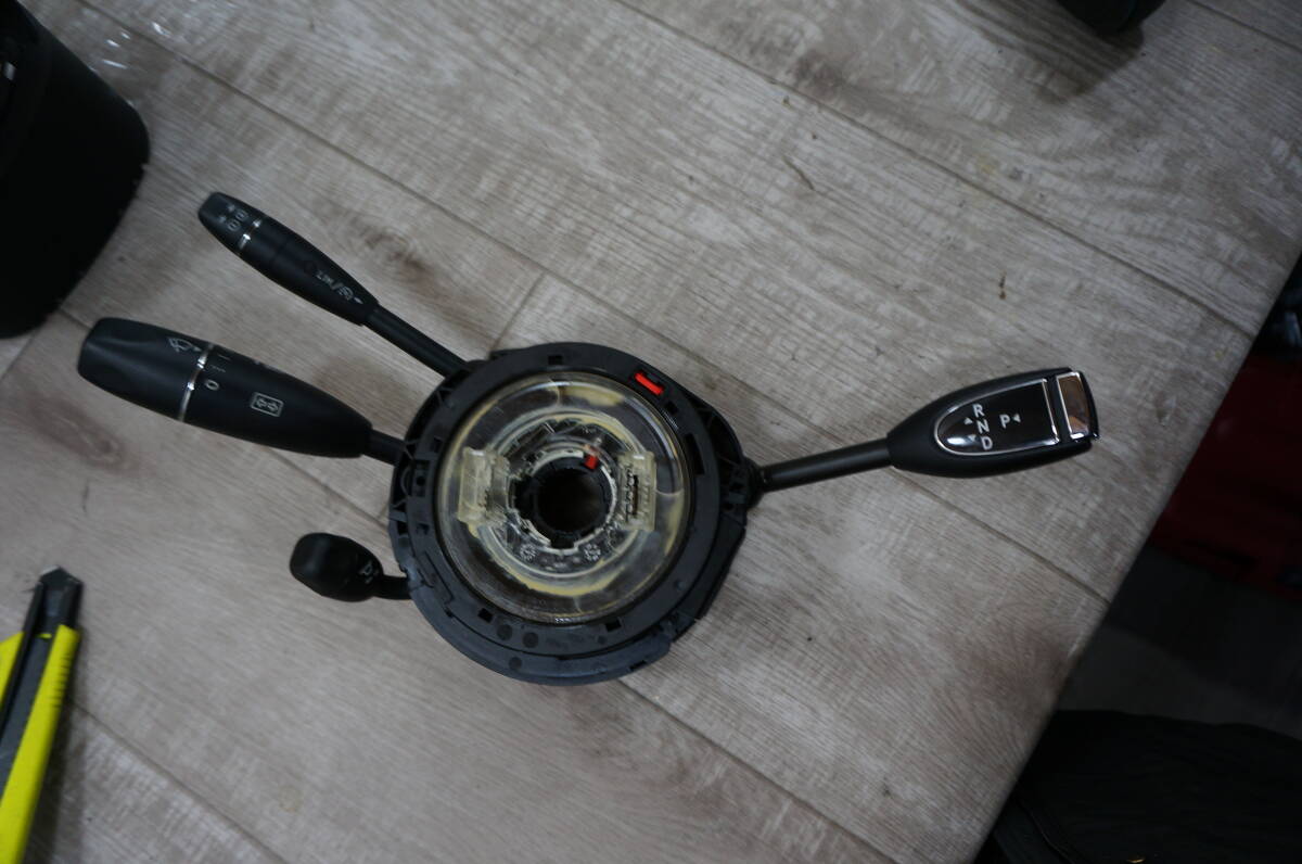 Q072 メルセデス A W176 B W246 CLA コンビネーションスイッチ 拍卖