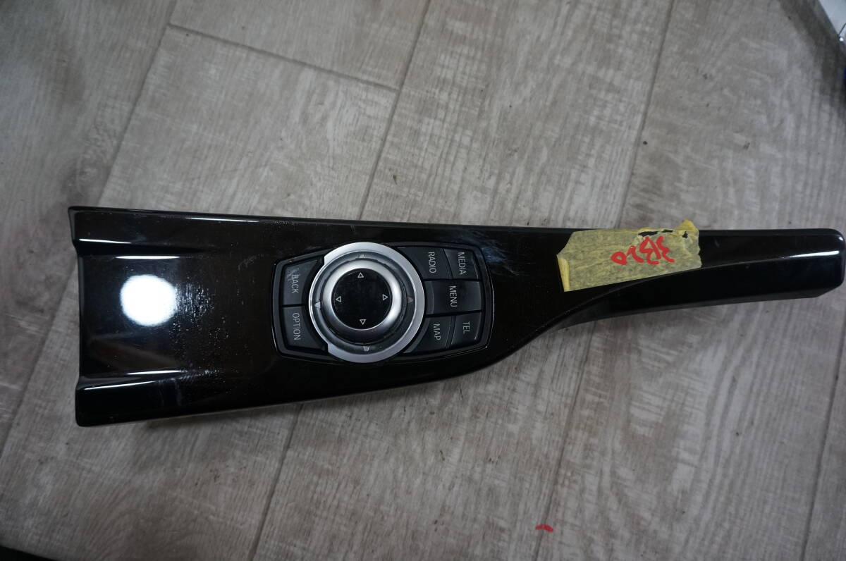 C055 BMW 116i DBA-1A16 F20 3D20 ナビスイッチ 作動テスト済み 6582 9267956-01拍卖