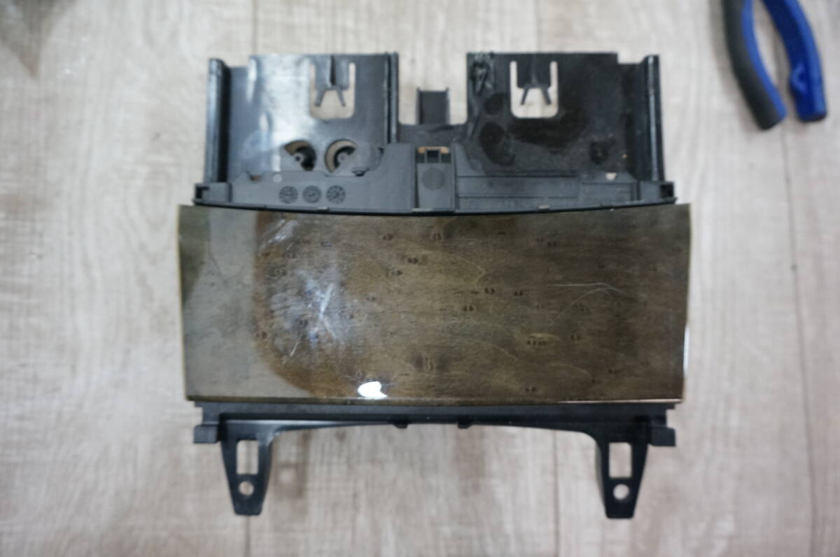 Q103 200 コンプレッサー DBA-204041 センターコンソール灰皿 A 204 680 01 79 OEM 08 09 10 11 12 14 現在拍卖