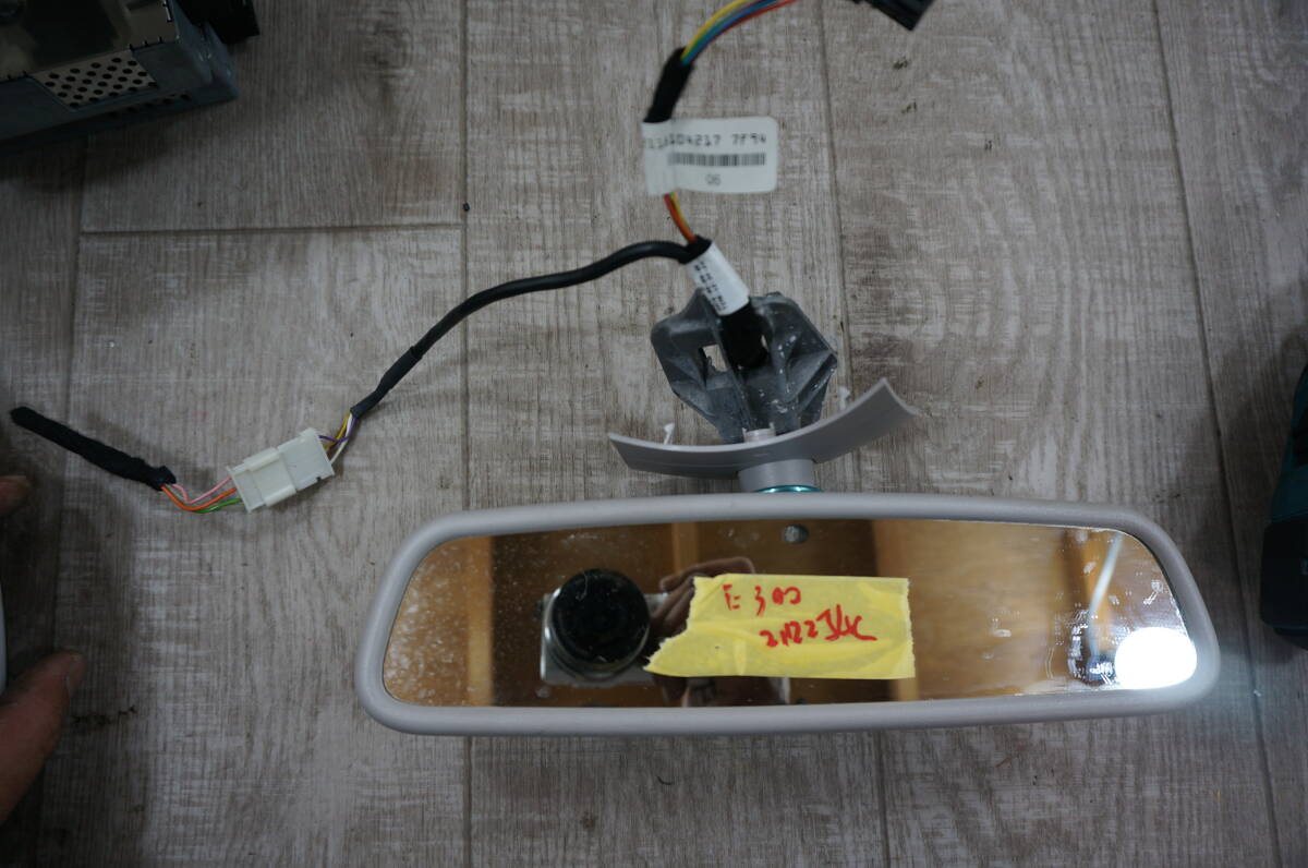 Q131 メルセデス ベンツ Eクラス E300 212254C ルームミラー拍卖