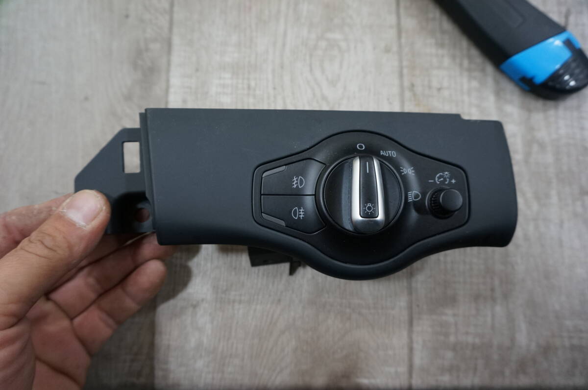 Q195 8K0 941 531 as アウディ A4 8KCDNF セダン 2.0T 純正 ヘッドライト フォグランプ スイッチ パネル付 8K0 941 531 AS拍卖