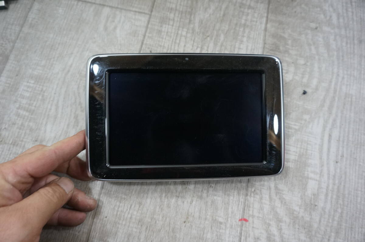 C096 Mercedes Benz メルセデス ベンツ 純正 モニター 7インチ【 A 246 900 11 06 】 A .B .G クラス純正 モニターA 246 900 76 03拍卖