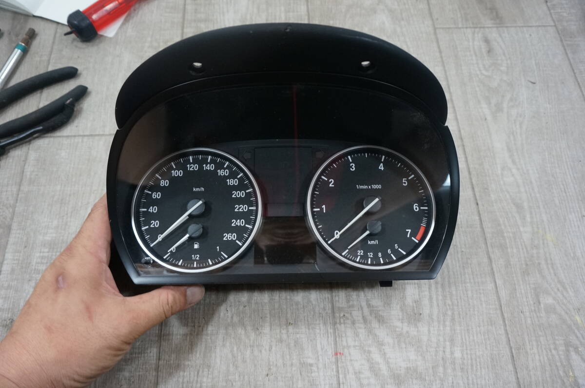 C107 (BMW X1) メーター (ABA-VL18 E84) 2154631 -01拍卖
