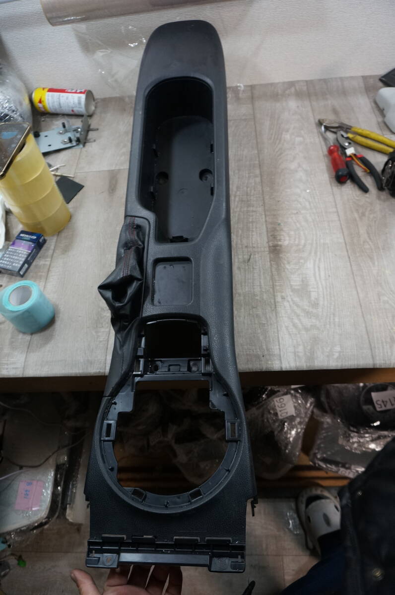 Q231 トヨタ 純正 ZN6 86 FA20 センターコンソール ボックス 小物入れ ドリンクホルダー シフトブーツ シフトパネル 即納 ZC6 BRZ拍卖