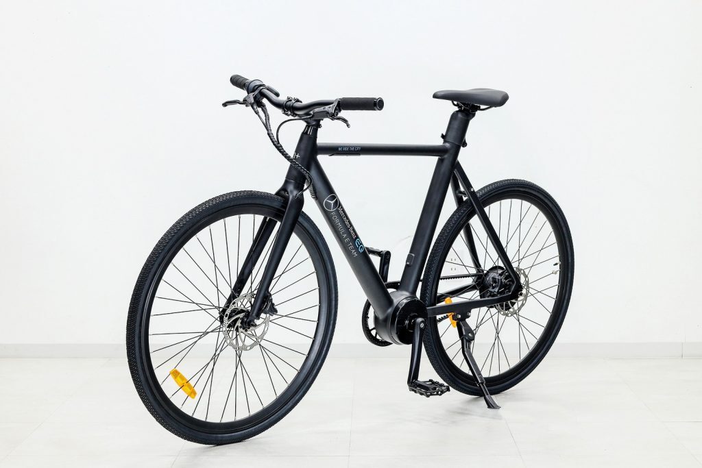 n+ メルセデス・ベンツ EQ Formula E Team eバイク拍卖