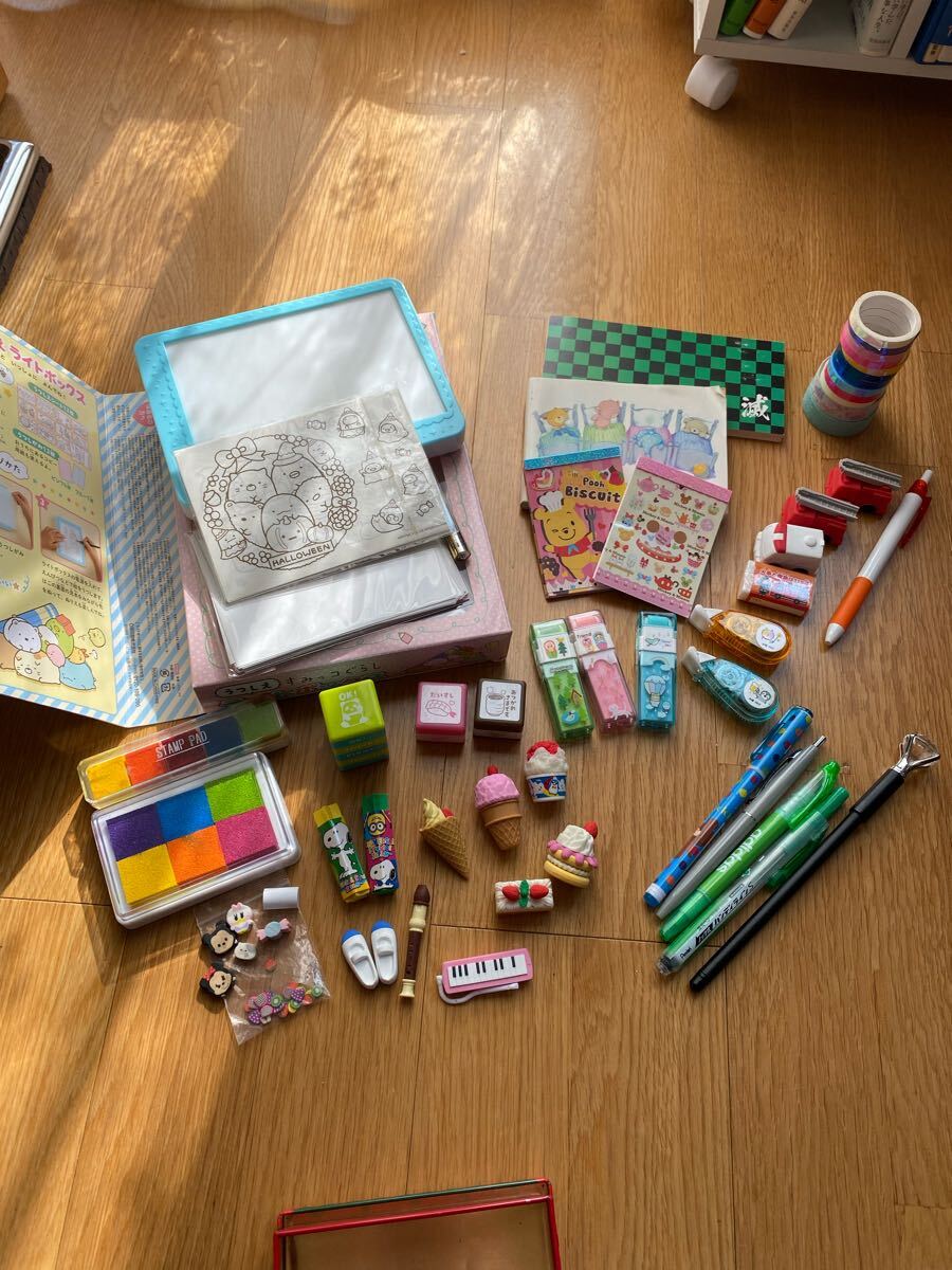 すみっこぐライトボックス メモ スタンプ 消しゴム ボールペン 蛍光ペン拍卖