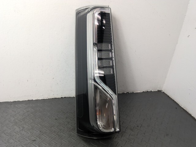 スペーシア MK53S 左 テール ランプ ライト 35670-79R51拍卖