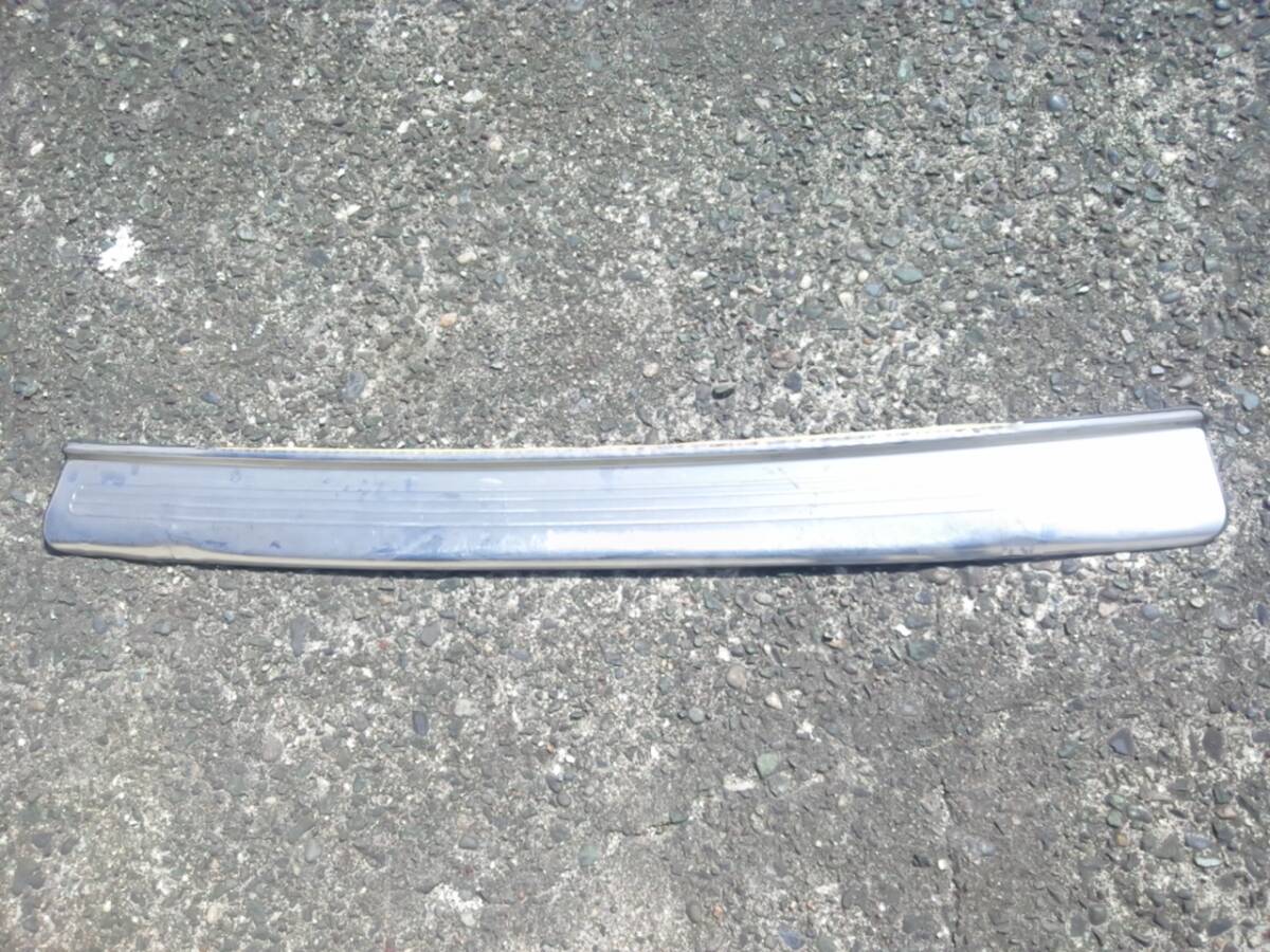 BG型スバルレガシイツーリングワゴン用?純正オプションのリヤバンパー上部カバー(ステンレス製)拍卖