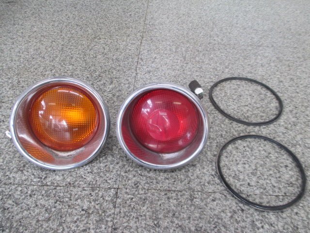 FK10、日産フィガロ、テールランプ(上下セット)ブレーキ&ウインカーレンズ(右側)拍卖