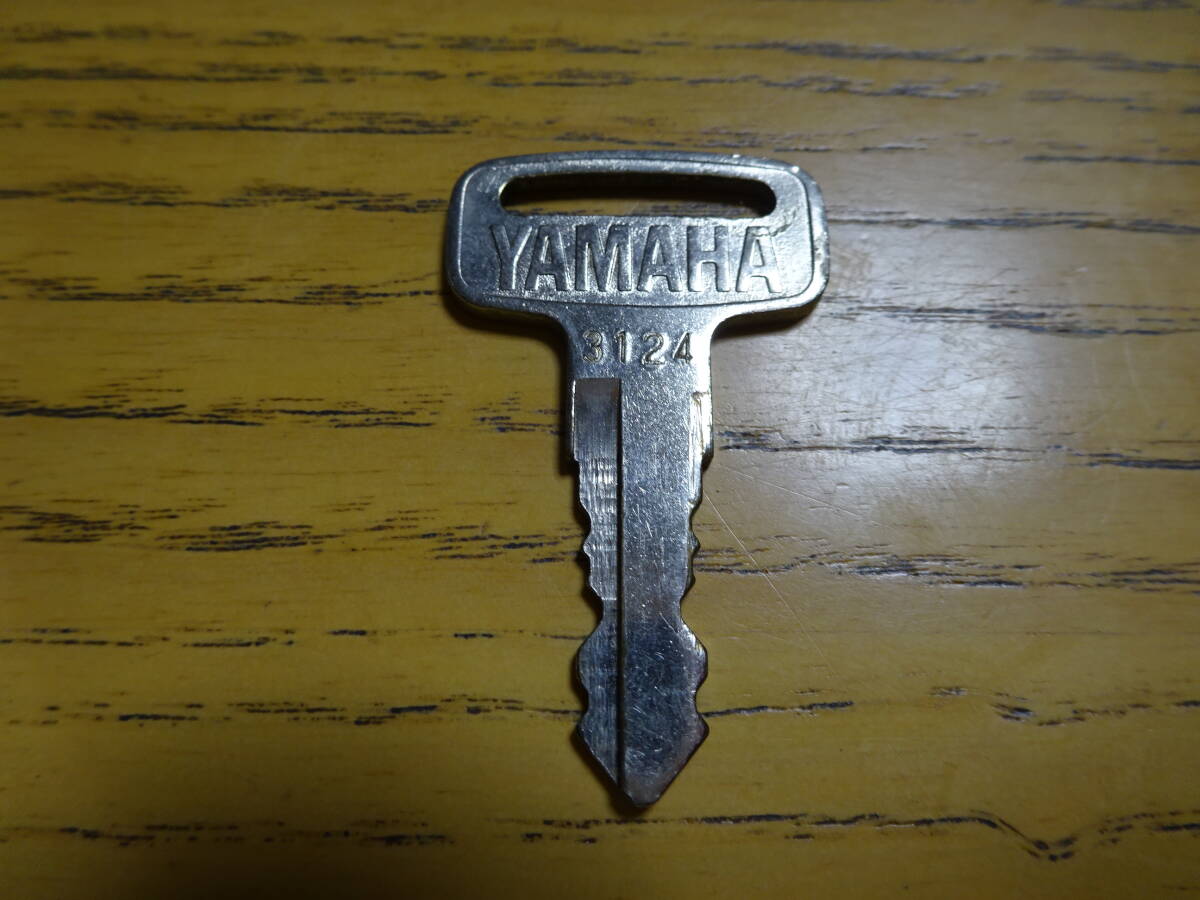 中古ヤマハ純正キー 3124番 1本300円~ 旧車拍卖