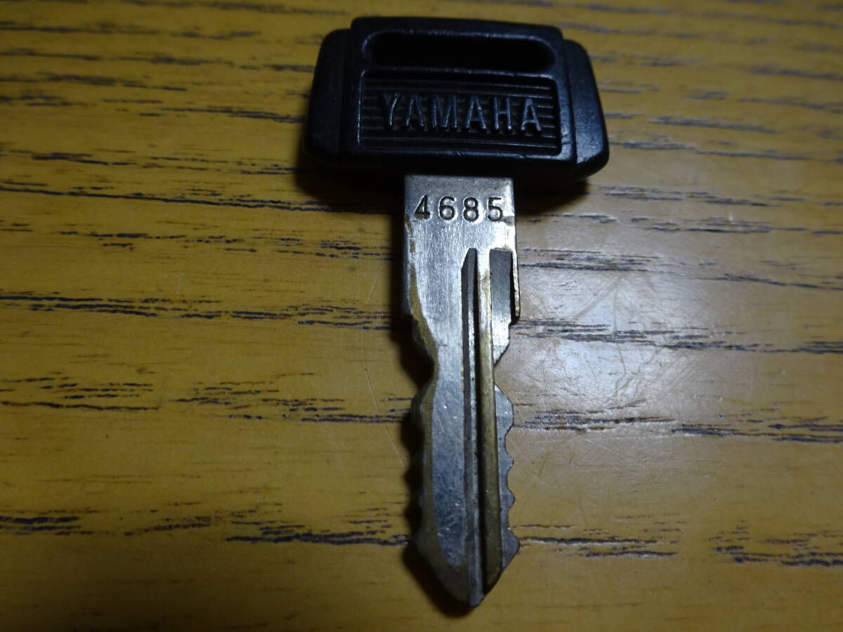 中古ヤマハ純正キー 4685番 1本300円~ 旧車拍卖