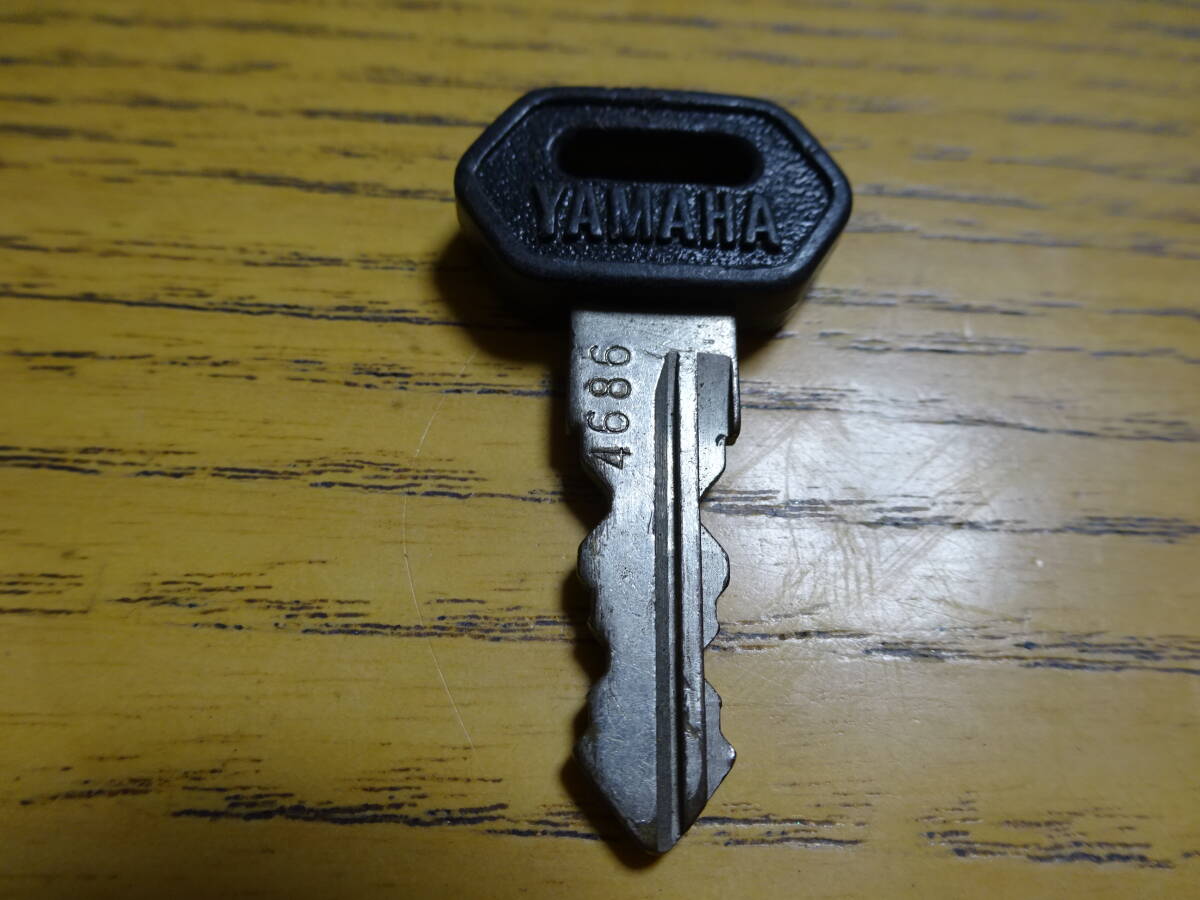中古ヤマハ純正キー 4686番 1本300円~ 旧車拍卖