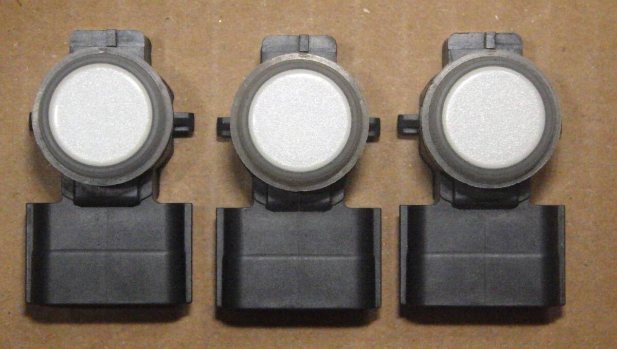 即決 ホンダ ソナー 3個 NH883P プラチナパールホワイト 39680-T0A-R420-M1拍卖