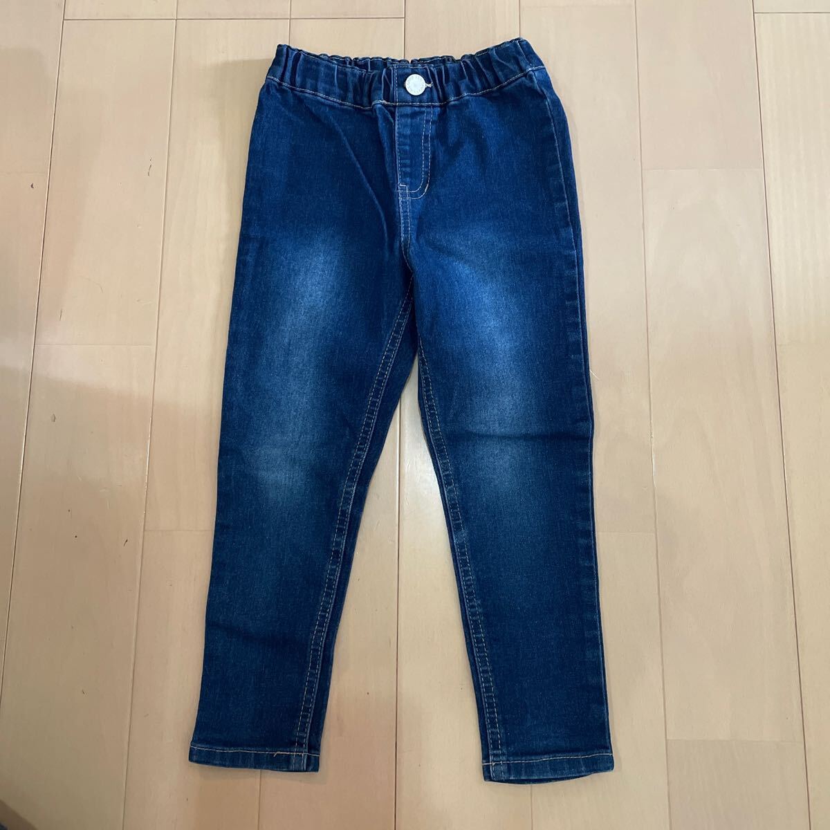 送料込み 美品 futafuta ジーンズ デニムパンツ 110cm ブルーデニム 送料込み拍卖