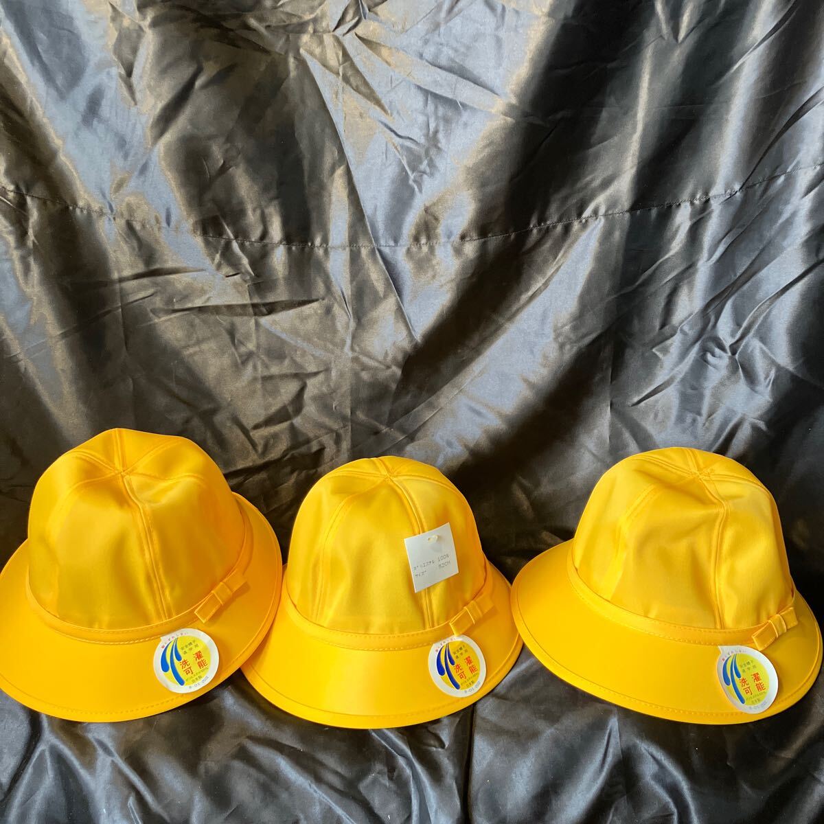 通学用帽子 バケットハット イエロー 新品未使用品 ◎おすすめ ◎3点セット拍卖