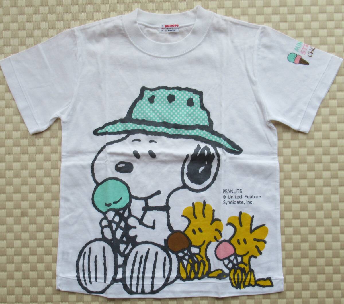 新品 未使用 ファミリア 130サイズ 半袖 Tシャツ スヌーピー コラボ アイスクリーム ウッドストック PEANUTS 子供服 キッズ拍卖