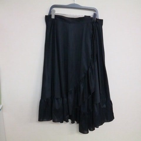 ★【古着】 sekine(セキネ) 巻きスカート(バレエスカート) Lサイズ 黒(ブラック) フリル付き ウエスト部分に穴空いてます拍卖