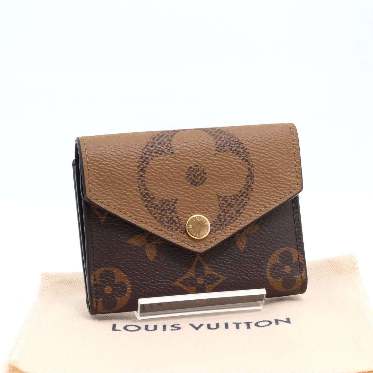 ルイヴィトン LOUIS VUITTON ジャイアント モノグラム リバース ポルトフォイユ ゾエ 財布 コンパクトウォレット レディース RFID M80725拍卖