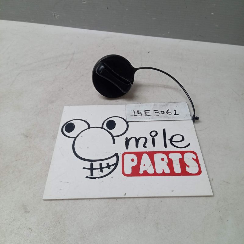 HE12 ノート 純正 フューエルキャップ 1A8-4-4/25E3261*同梱不可拍卖