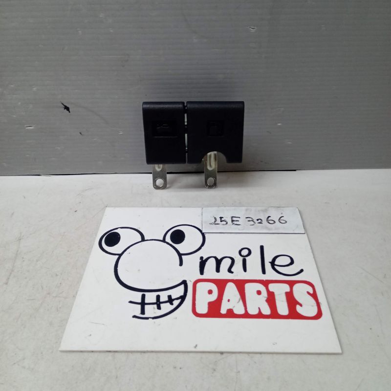 HE12 ノート 純正 ボンネットオープーナーレバー 1A8-4-4/25E3266*同梱不可拍卖