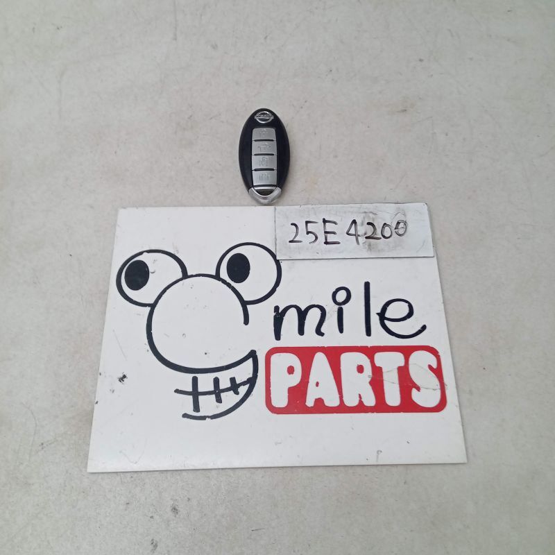 TNU31/TU31 プレサージュ 純正 キーレス K14/25E4200*同梱不可拍卖