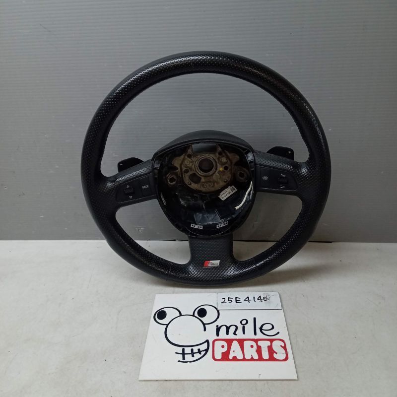 8EBGBF A4アバント 純正 ステアリングホイールハンドル(レザー・Sライン) 2Z5-29-2/25E4140*同梱不可拍卖
