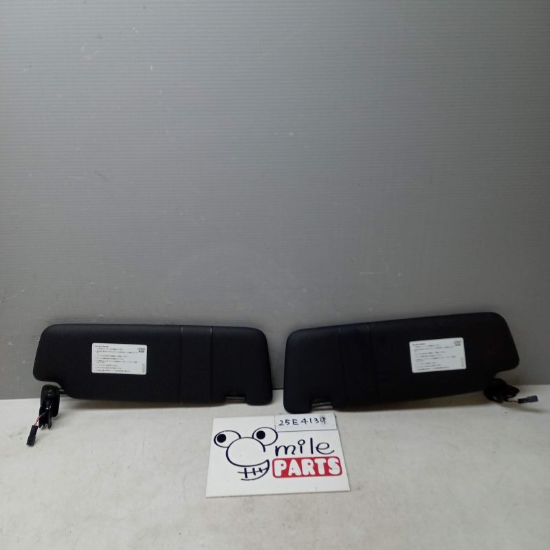 8EBGBF A4アバント 純正 運転席助手席サンバイザー 2Z4-8-8/25E4139*同梱不可拍卖