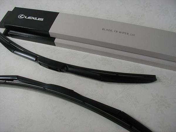 トヨタ/レクサス純正 エアロワイパー左右セット ハイエース 200系拍卖