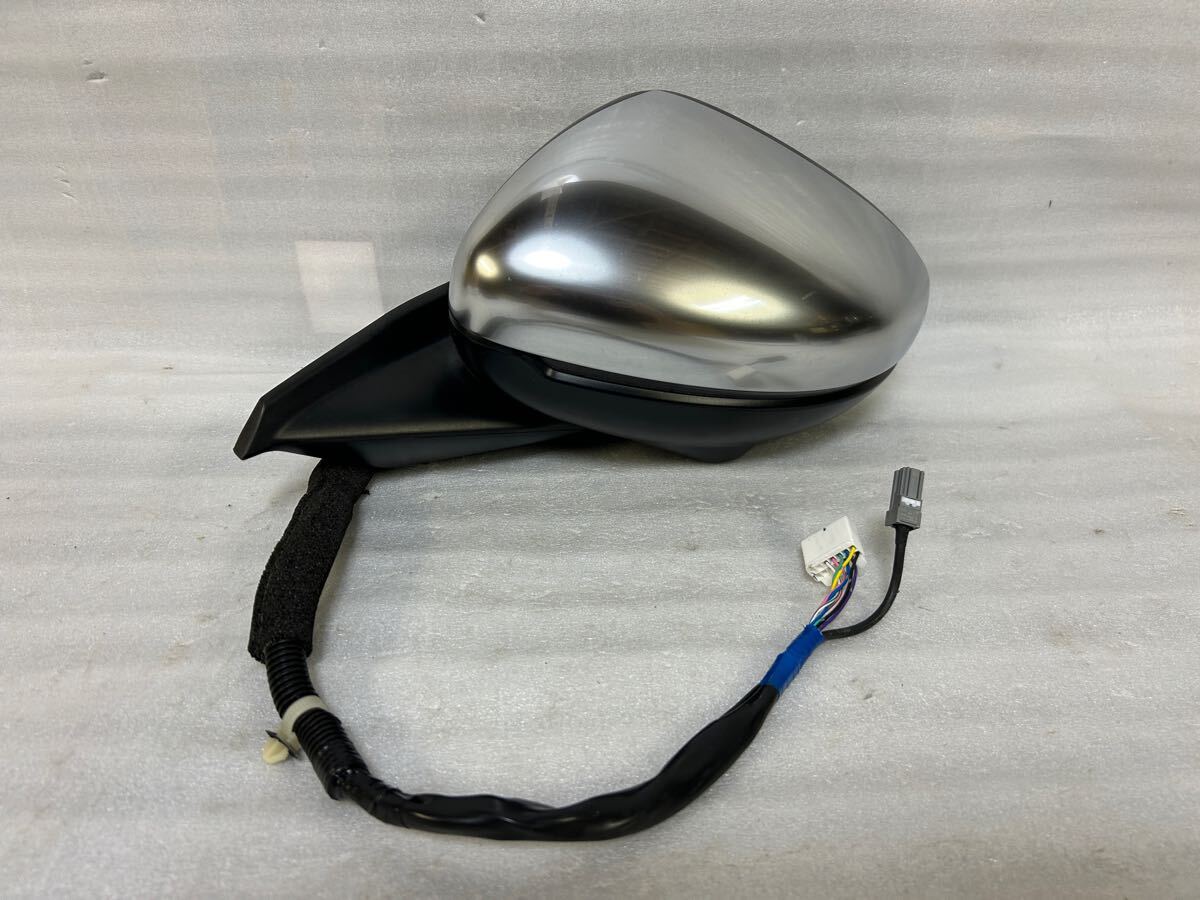 11079 良品 フィット GR3 GR系 左ドアミラー カメラ付き 10ピン+1ピン シルバー 打刻 92拍卖