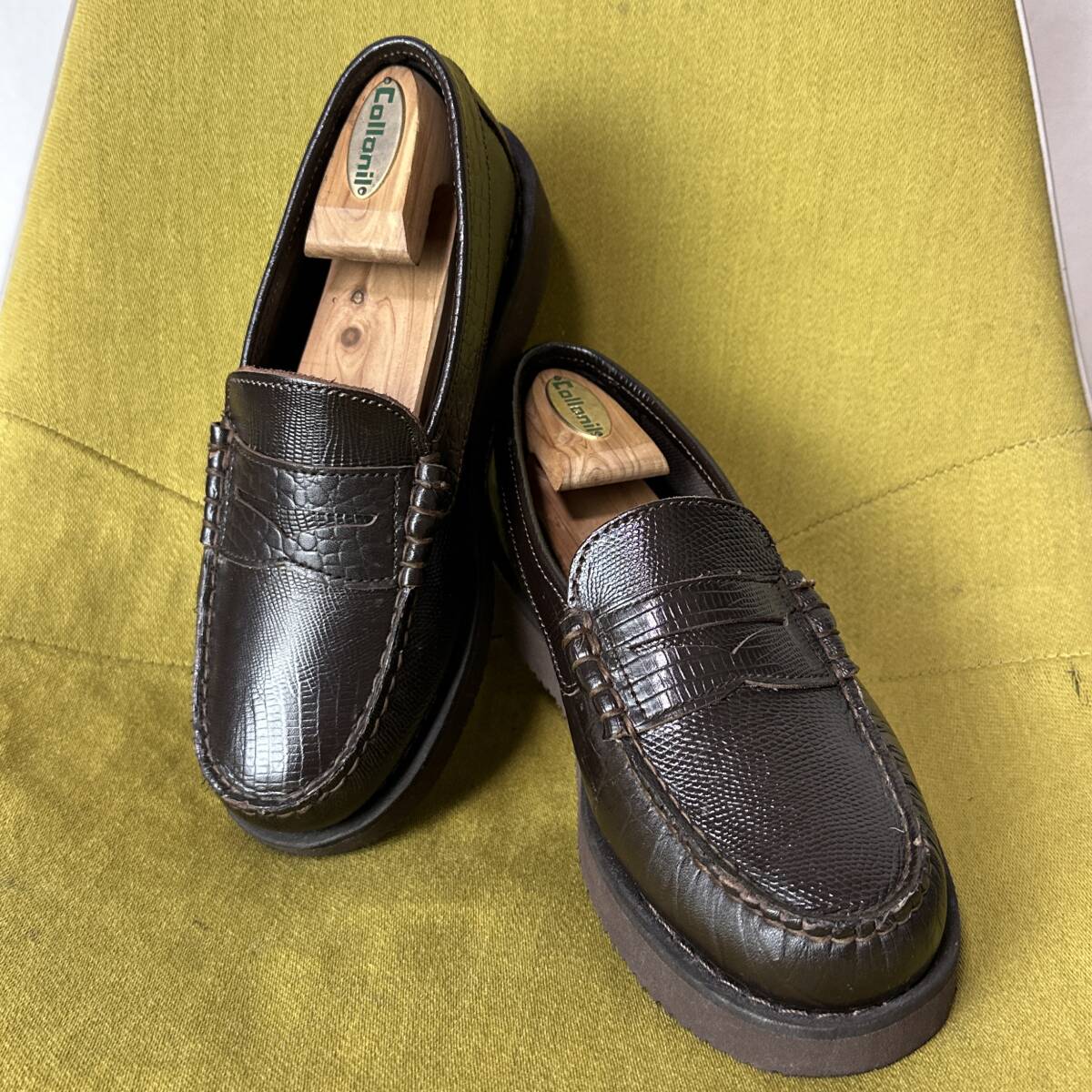 美品 SEBAGO セバゴ エンジニアードガーメンツ別注 型押しレザーコインローファー US5.5 USA製 23.5相当 レディース シューズ拍卖
