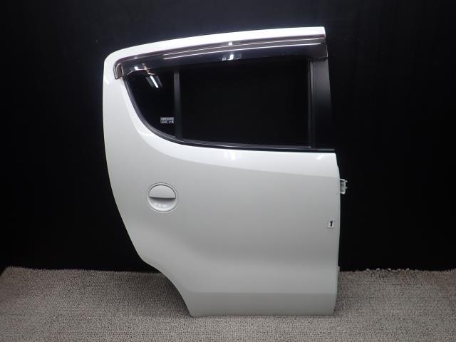 モコ DBA-MG22S 右リアドアASSY Z7T 82100-4A00A拍卖