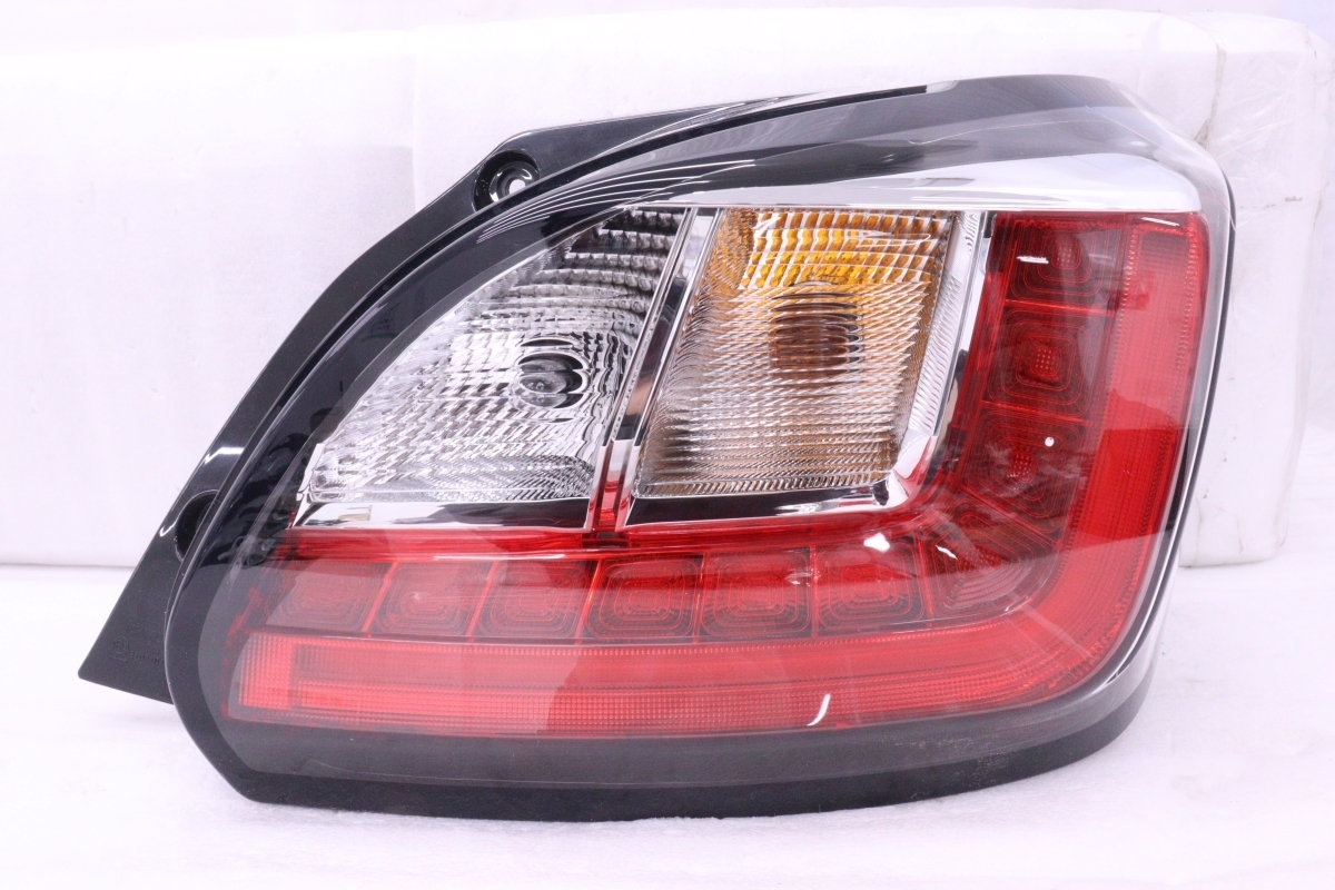 53-1907★美品★後期 LED A03A ミラージュ★右テールライト ICHIKOH D241 打刻:A ASSY 純正★三菱 (DM)拍卖