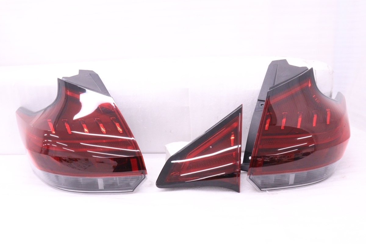 53-2199★美品 LED P15 キックス★左右テールライト 3点セット ICHIKOH D252/D253 ASSY 純正★日産 (QT)拍卖