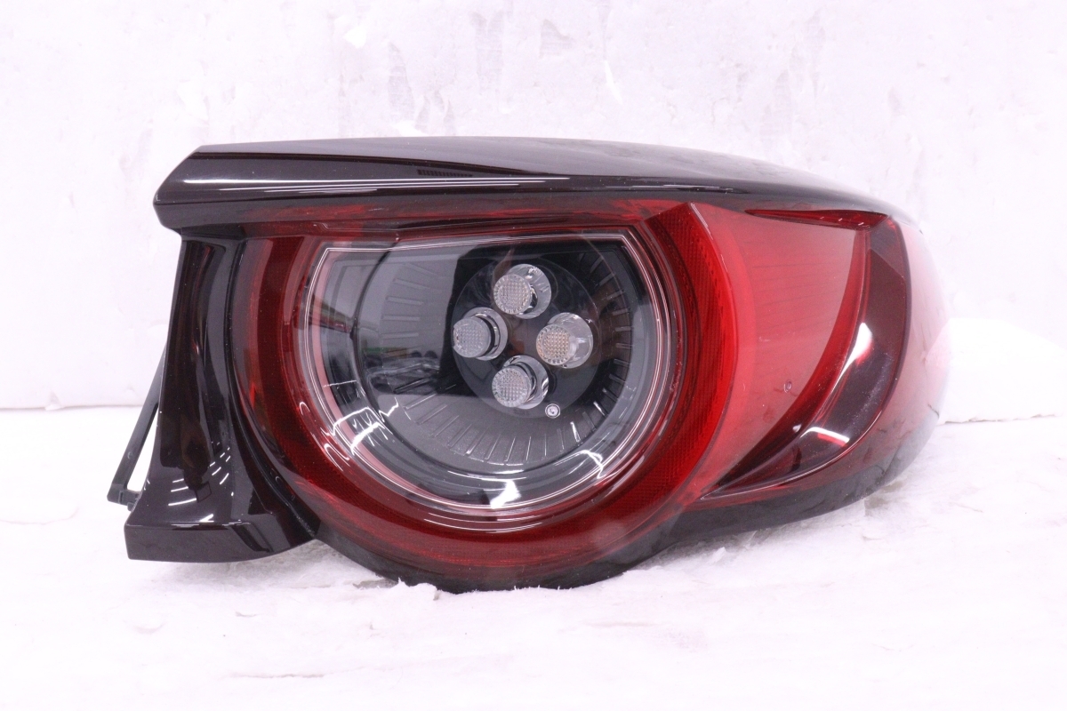53-1154★美品★LED BP5P MAZDA3★右テールライト KOITO 220-6519P 打刻:D 純正★マツダ (QT)拍卖