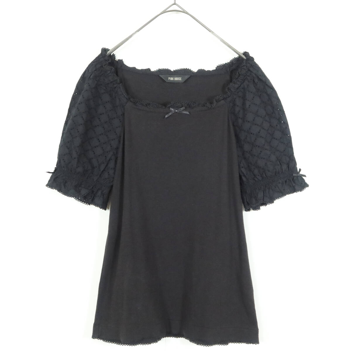 ピンクハウス★カットワーク刺しゅうのボリューム袖カットソー スクエアネック ピコレース サイズM 黒系 z12445拍卖